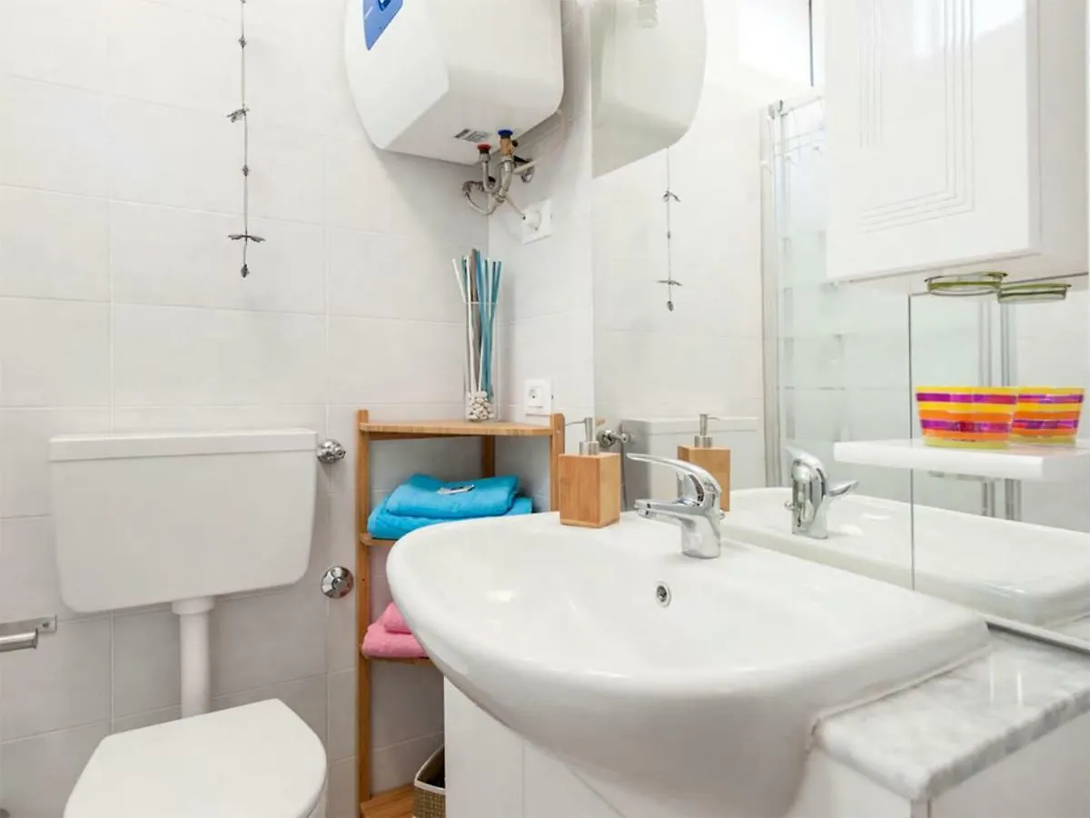 Condotti Apartment Rome